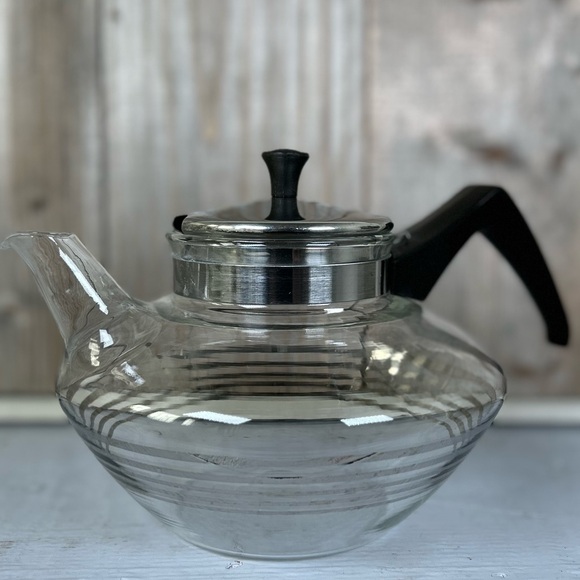 MCM Glass Teapot š« - Picture 1 of 13